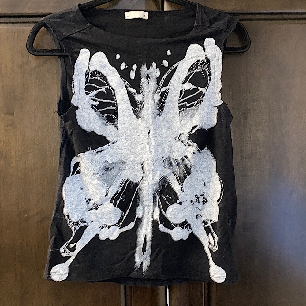 Supertrash Titiana muscle graphic tee in linen